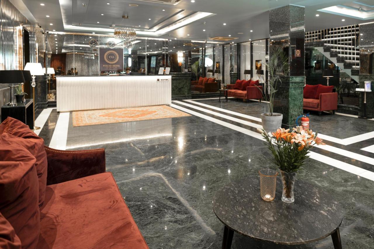 Foxoso Hotel, Delhi Airport New Delhi Bagian luar foto