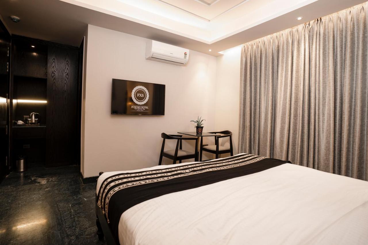 Foxoso Hotel, Delhi Airport New Delhi Bagian luar foto